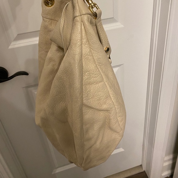 Marc by Marc Jacobs Hillier Hobo Purse in Beige - Picture 5 of 13